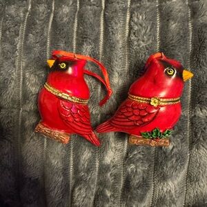 Festive Red Cardinal Bird Ornaments Open and Close